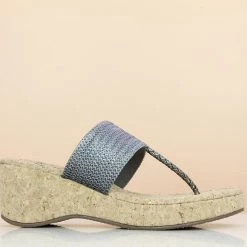 Inc.5 SEQUIN LACE PLATFORM THONG-GUN METAL SALE