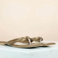 Inc.5 SALE SQUARE SHAPE STRAPY FLAT THONG-ANTIQUE GOLD