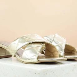 Inc.5 BLOCK HEEL METALLIC MULES