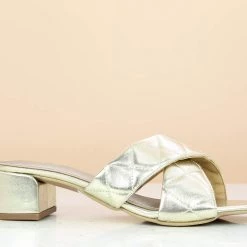 Inc.5 BLOCK HEEL METALLIC MULES