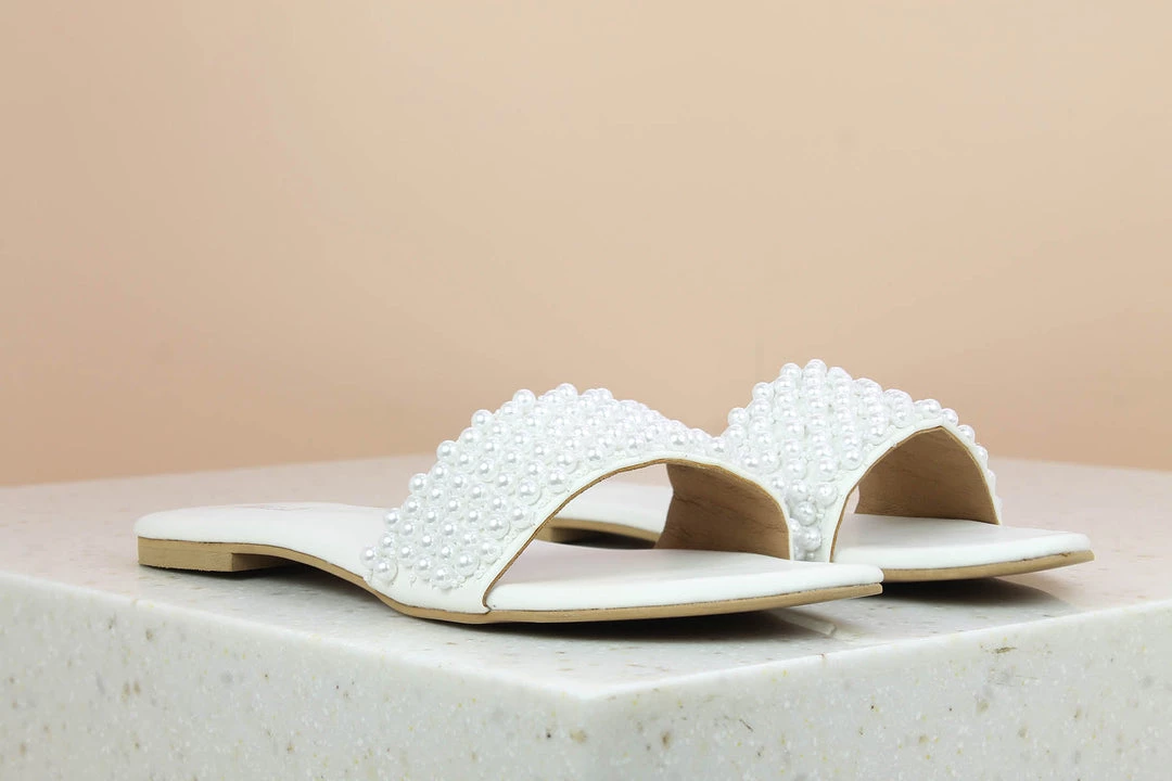 Inc.5 SALE FLAT PEARL MULE - WHITE 3 Inc.5 SALE FLAT PEARL MULE - WHITE