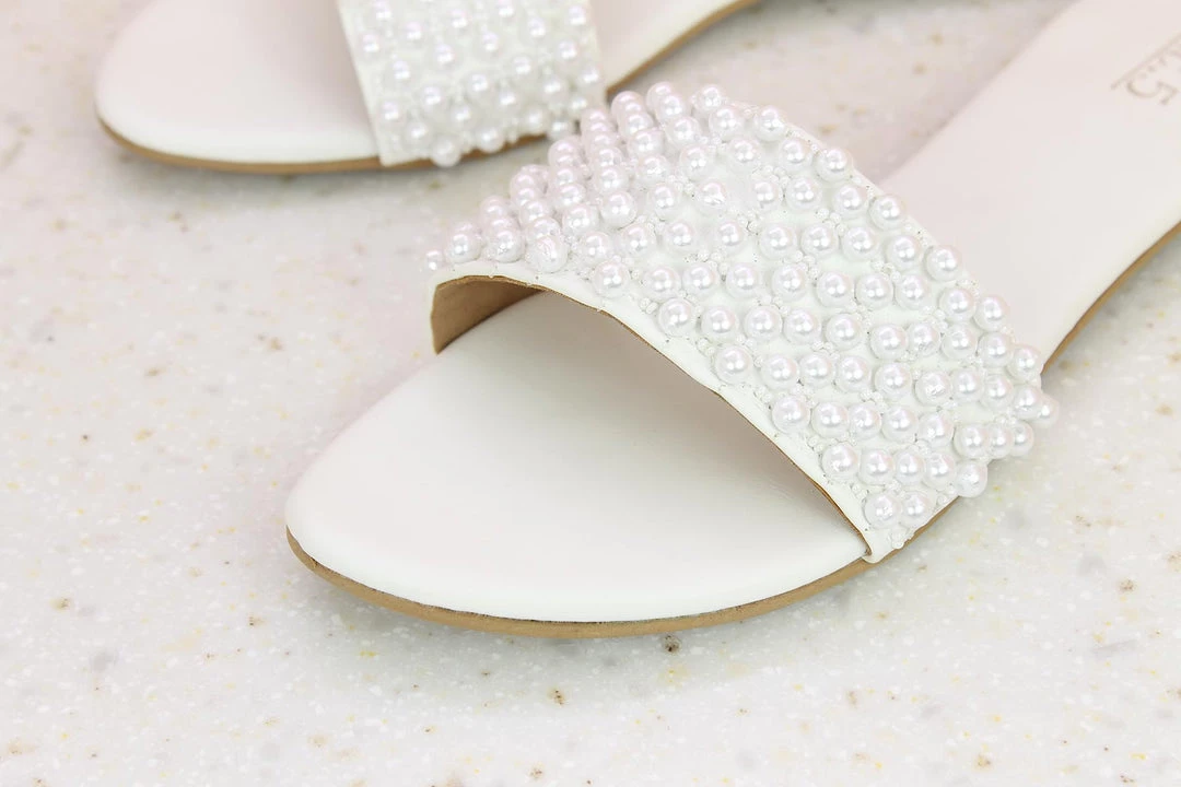 Inc.5 SALE FLAT PEARL MULE - WHITE 4 Inc.5 SALE FLAT PEARL MULE - WHITE