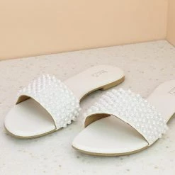 Inc.5 SALE FLAT PEARL MULE - WHITE 9 Inc.5 SALE FLAT PEARL MULE - WHITE