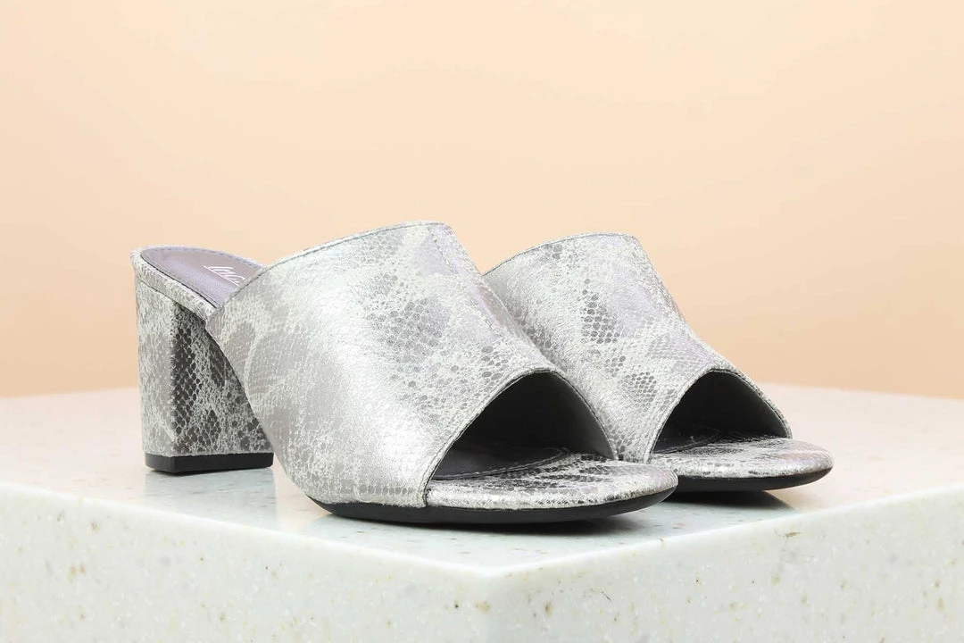 Inc.5 BLOCK HEEL MULE - GUN METAL Mules 3 Inc.5 BLOCK HEEL MULE - GUN METAL Mules