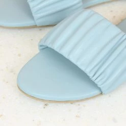 Inc.5 PLEATED FLAT MULES