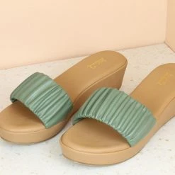 Inc.5 SALE PLATFORM MULES