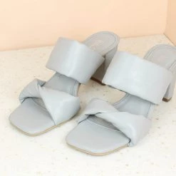 Inc.5 BLOCK HEEL TWISTED MULES