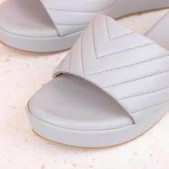 Inc.5 STITCHED VEDGE MULES WOMEN