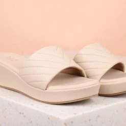 Inc.5 STITCHED VEDGE MULES WOMEN