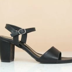 Inc.5 BLOCK HEEL SANDAL