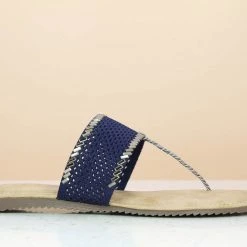 Inc.5 SALE FLAT NETTED THONG 8 Inc.5 SALE FLAT NETTED THONG