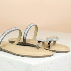 Inc.5 FLAT DIAMOND TOE POST WOMEN