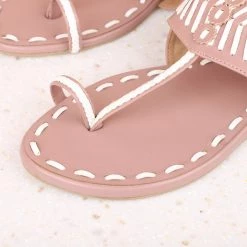 Inc.5 FLAT STITCHED KOLHAPURI WOMEN