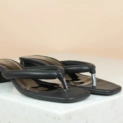 Inc.5 Inc5 SMALL HEEL THONG