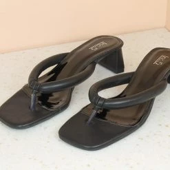 Inc.5 Inc5 SMALL HEEL THONG