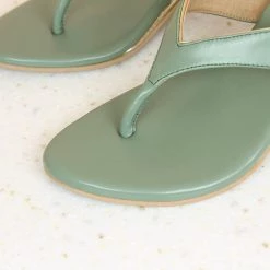 Inc.5 BASIC THONG SALE