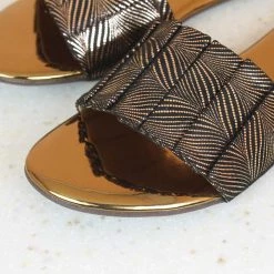 Inc.5 PLEATED FLAT MULES 8 Inc.5 PLEATED FLAT MULES