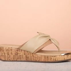 Inc.5 CORK COVERED PLATFORM THONG 8 Inc.5 CORK COVERED PLATFORM THONG