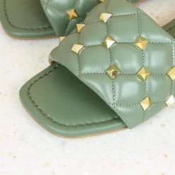 Inc.5 FLAT STUDDED MULES