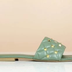 Inc.5 FLAT STUDDED MULES