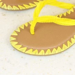 Inc.5 FLAT THONG SALE