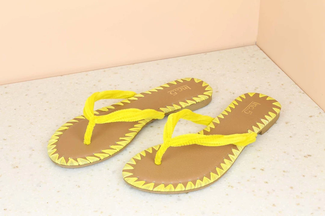 Inc.5 FLAT THONG SALE 6 Inc.5 FLAT THONG SALE