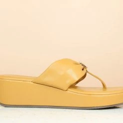 Inc.5 PLATFORM THONG 8 Inc.5 PLATFORM THONG