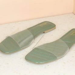 Inc.5 TRANSPARENT FLAT MULES