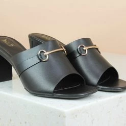 Inc.5 BLOCK HEEL MULES