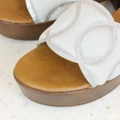 Inc.5 SALE PLATFORM MULES