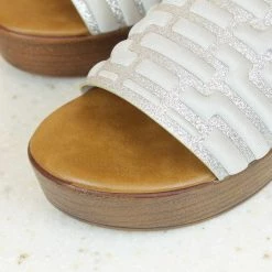 Inc.5 PLATFORM MULE SALE