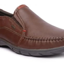 Buckaroo Men's Brown Leather Friday Casuals Shoes