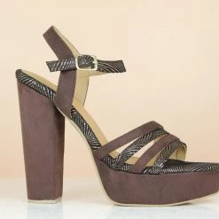Inc.5 PLATFORM HEELS SANDAL
