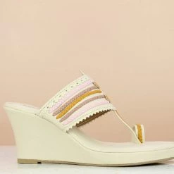 Inc.5 VEDGE HEEL KOLHAPURI - BEIGE SALE
