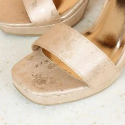 Inc.5 WOMEN HEELED ANKLE STRAP