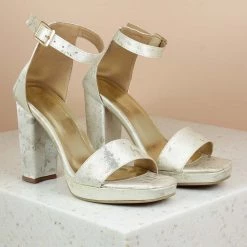 Inc.5 HEELED ANKLE STRAP WOMEN