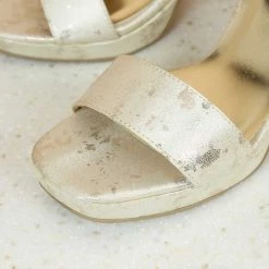 Inc.5 HEELED ANKLE STRAP WOMEN