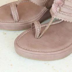 Inc.5 VEDGE HEEL KOLHAPURI SALE