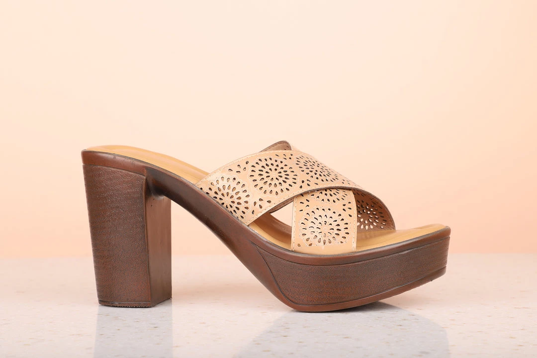 Inc.5 SALE HIGH BLOCK HEEL MULES 5 Inc.5 SALE HIGH BLOCK HEEL MULES