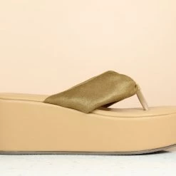 Inc.5 PLATFORM THONG 8 Inc.5 PLATFORM THONG