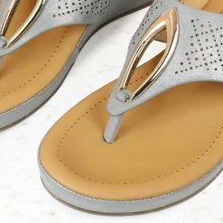 Inc.5 CUTWORK PLATFORM THONG-GUN METAL SALE