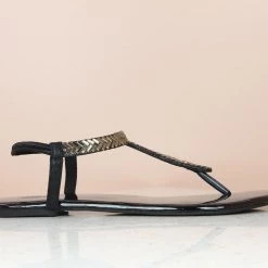 Inc.5 SANDALS THONG-BLACK SALE