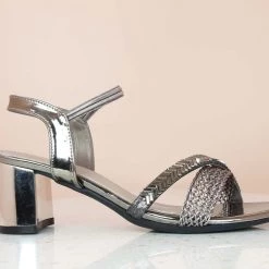 Inc.5 JEWELED WOVEN SANDAL - G.METAL