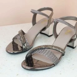 Inc.5 JEWELED WOVEN SANDAL - G.METAL