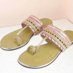 Inc.5 SALE EMBROIDED TOE THONG-ROSE GOLD