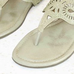 Inc.5 JEWELED FLAT THONG-GOLD Diamond