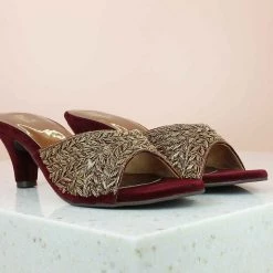 Inc.5 EMBROIDED MULE-MAROON Ethnic