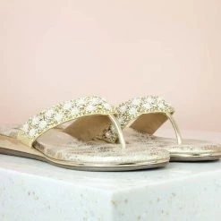 Inc.5 EMBROIDED THONG-GOLD