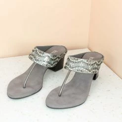 Inc.5 EMBROIDED BLOCK HEEL-G.METAL