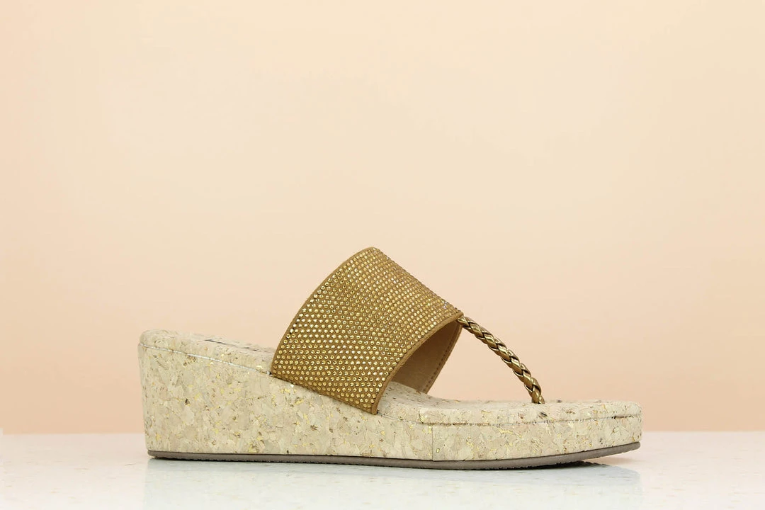 Inc.5 CORK COVERED DIAMOND THONG-ANTIQUE GOLD 4 Inc.5 CORK COVERED DIAMOND THONG-ANTIQUE GOLD